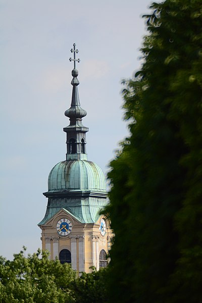 File:GuentherZ 2014-05-14 (20) Wien02 Alexander-Poch-Platz Leopoldskirche.JPG