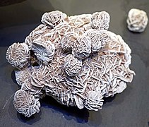 Gypsum mineral.jpg