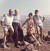 Harry Borochow na Galileia, segundo da esquerda, novembro de 1964