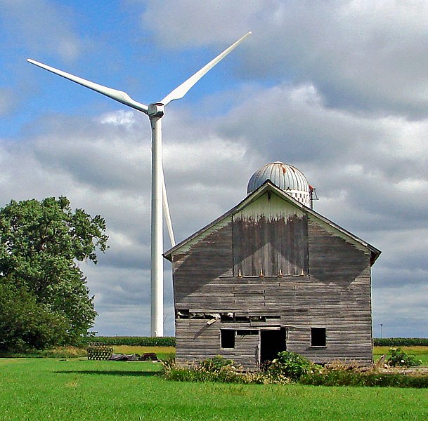 File:Harvest the Wind, MN 7-13a (13952510713).jpg