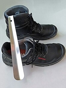 Shoehorn - Wikipedia