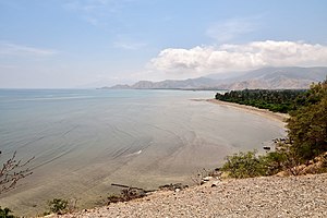 Ten westen van de stad Hera, met uitzicht over de baai