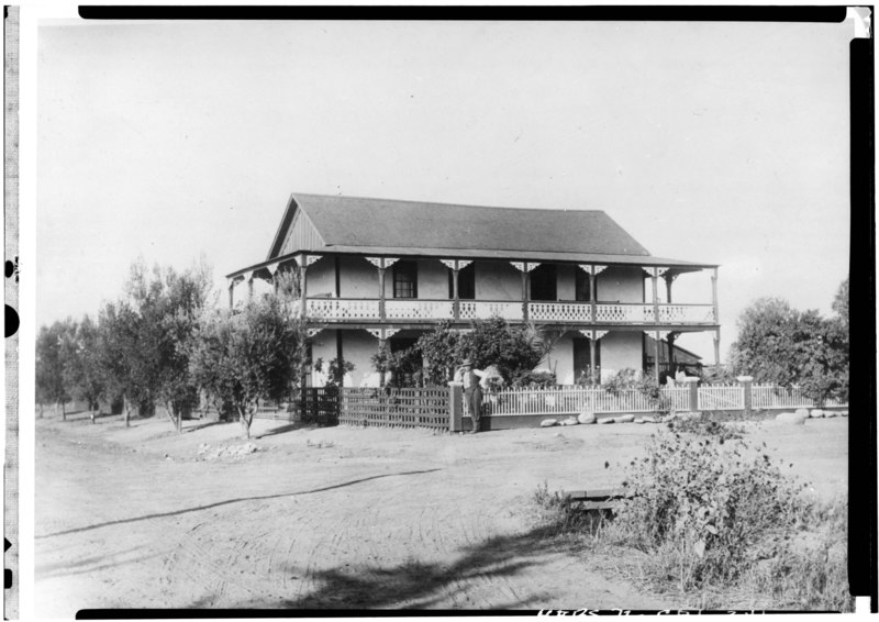 File:Historic American Buildings Survey Courtesy Mrs. Grace S. Caldron (Granddaughter of Geronimo Lopez Photo- ca. 1912 NORTHEAST ELEVATION - Casa de Geronimo Lopez, 1102 Pico Street, HABS CAL,19-SANF,3-2.tif