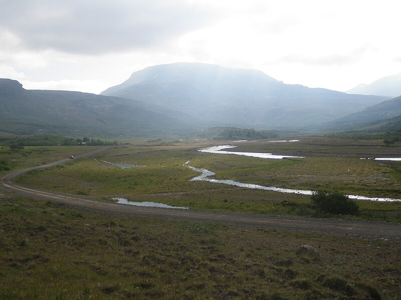 File:Hvalfjörður1.jpg