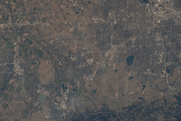 View of the eastern and southern borders of Boulder County and adjacent areas in Weld, Broomfield, and Jefferson counties, with north oriented to the 