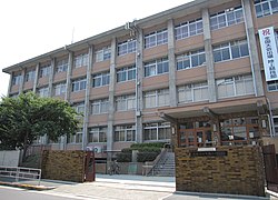 大阪府立市岡高等学校