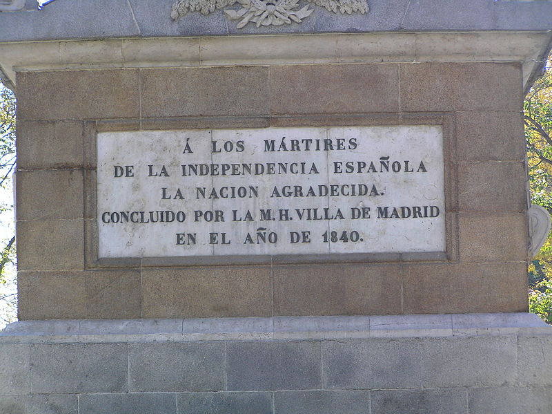 File:Inscripción en el obelisco de la plaza de la Lealtad (6 de diciembre de 2005, Madrid).JPG