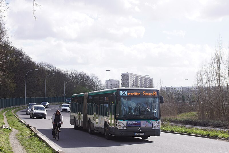 File:Irisbus Citelis 18 — ligne 150.1.jpg