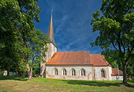 Jaunpils luterāņu baznīca 9.jpg