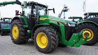 John Deere 8R 410 agra 2022 (DSC05574).jpg