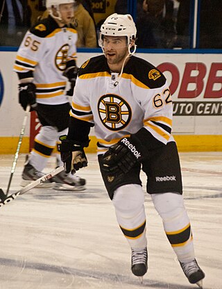 <span class="mw-page-title-main">Josh Hennessy</span> American ice hockey player