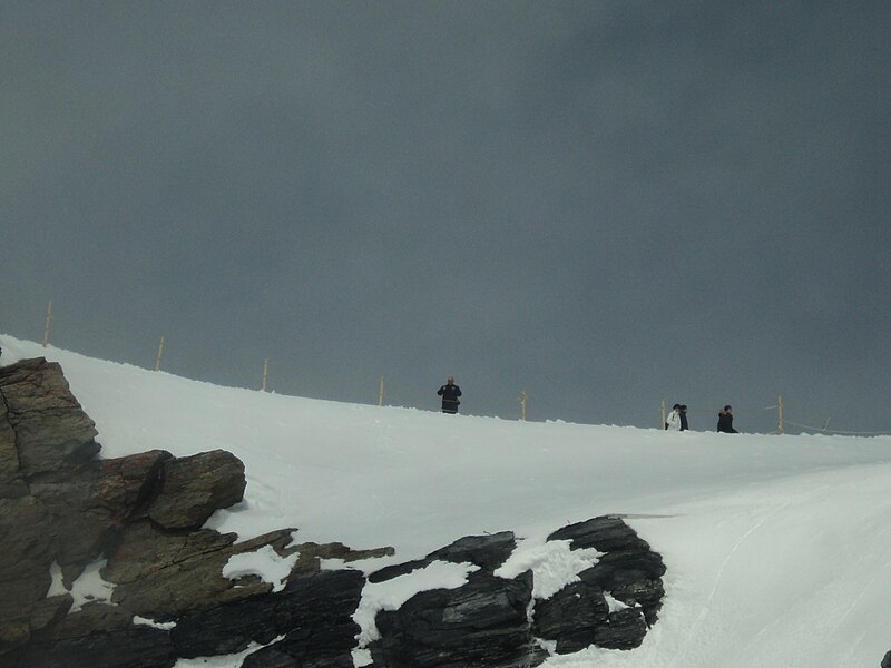 File:Jungfraujoch 2012 - panoramio (3).jpg