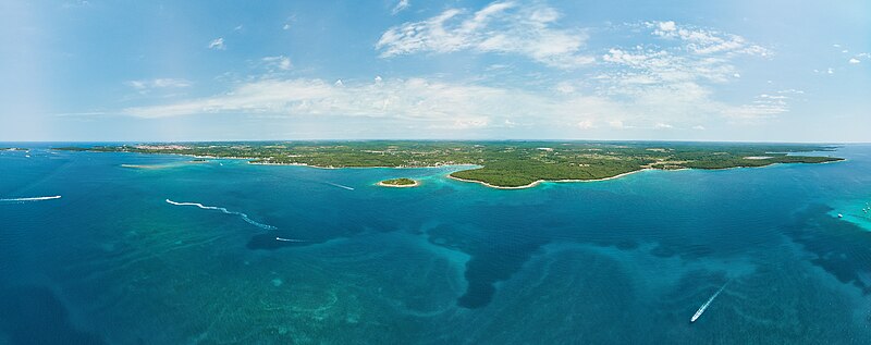 File:Küstenregion bei Rovinj 3.jpg