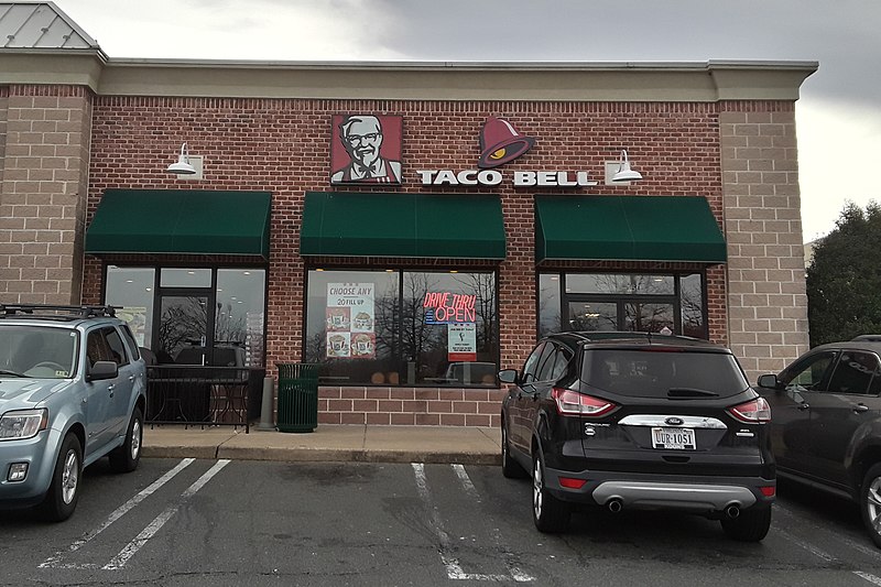 File:KFC and Taco Bell, Kingstowne Towne Centre.jpg