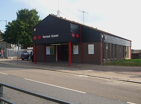 Kensal Green stn building