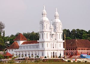 Kuravilangad Martha Mariam Suriyanipally Kirche Kuravilangad Juli 2011.jpg