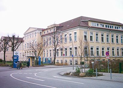 So kommt man zu Ak St. georg mit den Öffentlichen - Mehr zum Ort Hier