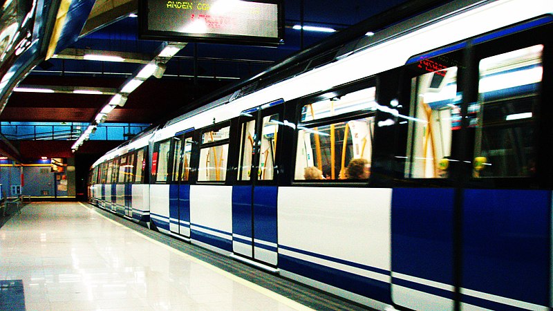 File:Línea 3 Metro Madrid (12).jpg