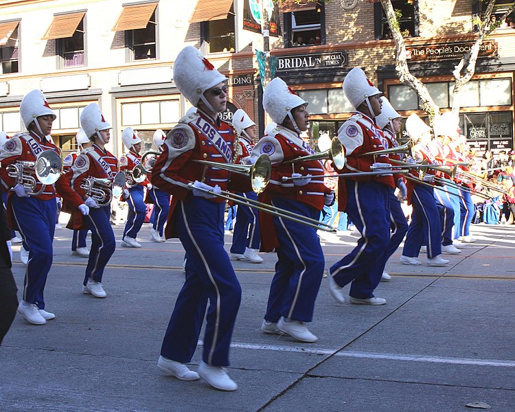 File:LAUSD HS Marching Band (16035431068).jpg