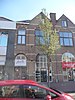 Jongensschool, onderwijzerswoning en patronaatsgebouw, patronaatsgebouw (Damlaan 34, 34a en b en 36)