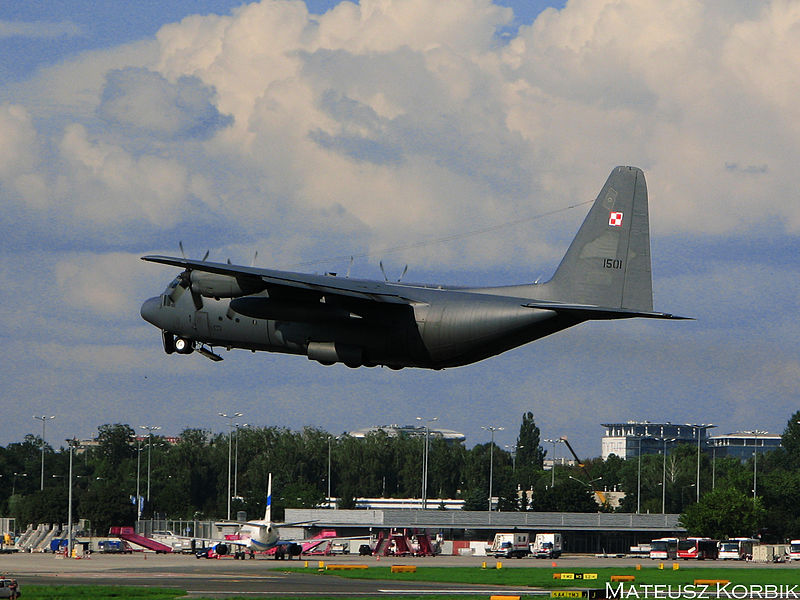 File:Lockheed C-130E Hercules Reg 1501 (6008630288).jpg