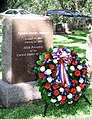 A memorial wrealth at the grave of former President Lyndon Baines Johnson on August 27, 1999.