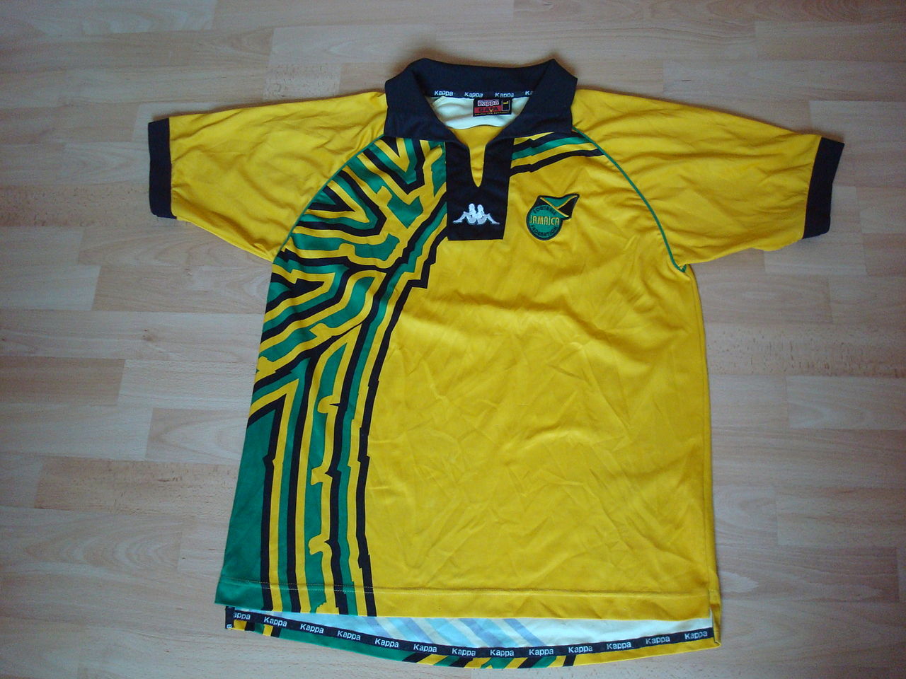 Fichier:Maillot Jamaïque Coupe du monde 1998.JPG - Wikipédia