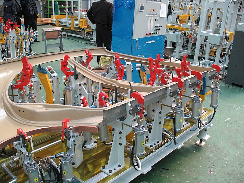 File:Manufacturing equipment 087.jpg