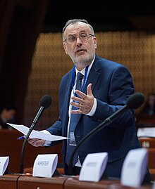 Marc Cools recadrée.jpg