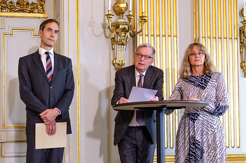 File:Mats Malm, Anders Olsson, Ellen Mattson on the Nobel Prize in Literature 2022 04.jpg