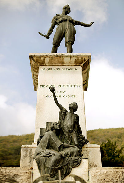 File:Monumento ai Caduti - Piovene Rocchette Fronte Wiki Loves Monuments.jpg