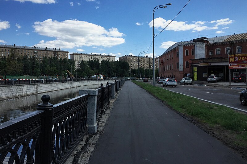 File:Moscow, Rubtsovskaya Embankment 3, former Karyakin factory (3).jpg