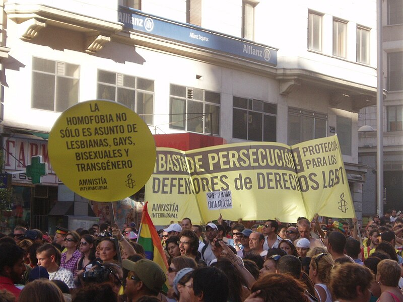 File:Orgullo Gay (5 de julio de 2008) - 06 (2645400970).jpg