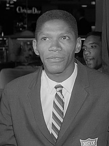 Otis Davis (1960) .jpg