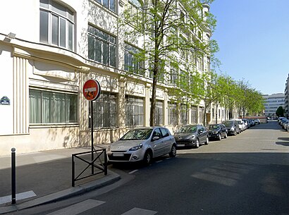 Comment aller à Rue Masseran en transport en commun - A propos de cet endroit