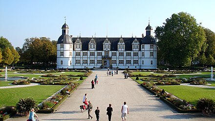 Schloss Neuhaus, Paderborn