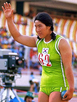 <span class="mw-page-title-main">Paik Ok-ja</span> South Korean shot putter