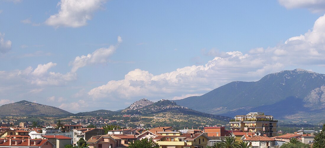 File:Panorama Guidonia Montecelio.jpg