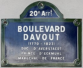 Voir la plaque.