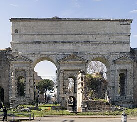 Porta Maggiore (Roma).jpg