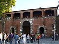 Italiano: Porta San Pietro a Lucca, durante la manifestazione Comics&Games 2011.