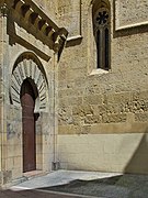 Puerta de la Iglesia de San Miguel, Córdoba.jpg