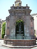 Miniatura para Fuente de Neptuno (Querétaro)