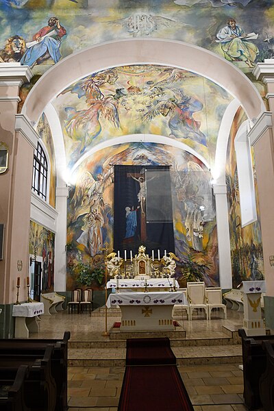 File:Ráckeve, római katolikus templom belső tere 2022 01.jpg