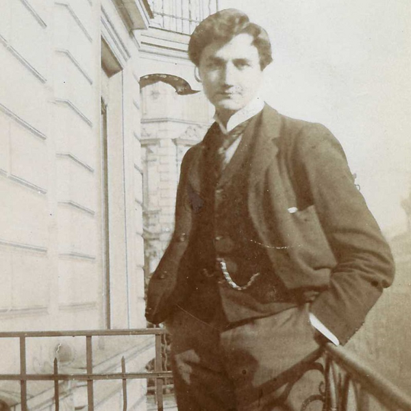 File:Ralph Vaughan Williams 1898.png