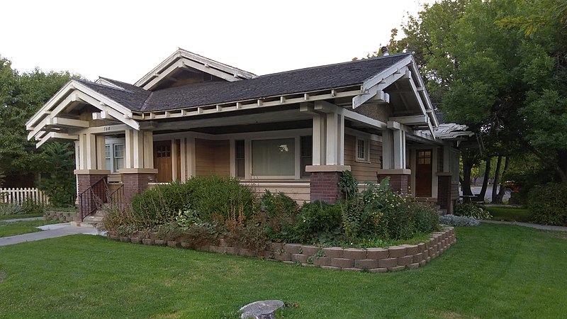 File:Robert McCollum House Side View.jpg