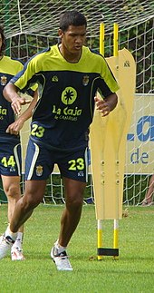 Salomon Rondon training with Las Palmas in 2009 Rondon2 wiki.jpg