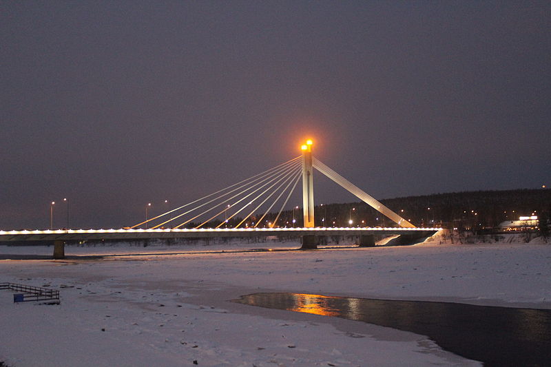 File:Rovaniemi Lumberjack’s Candle Bridge.jpg