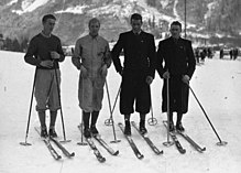 Ski de fond Chamonix 1937 - 4x10 km (cropped).jpg