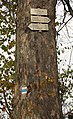 Čeština: Rozcestník ve Stádlech (810 m n. m.), části obce Prachatice, kraj Jihočeský. English: Signpost in Stádla (810 m a.s.l.), a part of the Prachatice Municipality, South Bohemian Region, Czechia.